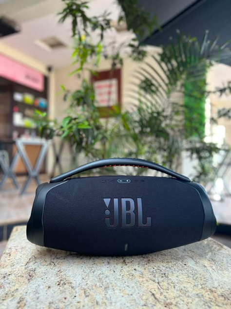 🎶💥 Boombox 3 – El Gigante del Sonido JBL