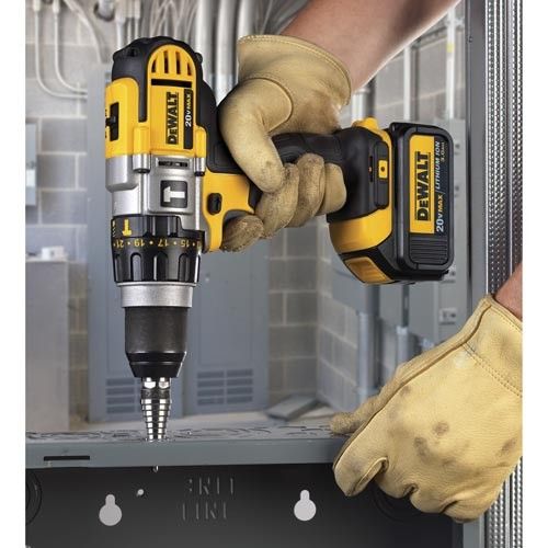 🔋🛠️ Energía y Precisión – Taladro Dewalt 20V con Cargador Rápido